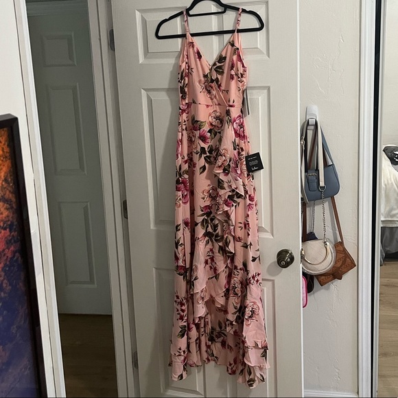 Bella Blush Pink Floral Print Maxi Dress - Summer Wedding Guest Dress - Picture 5 of 8